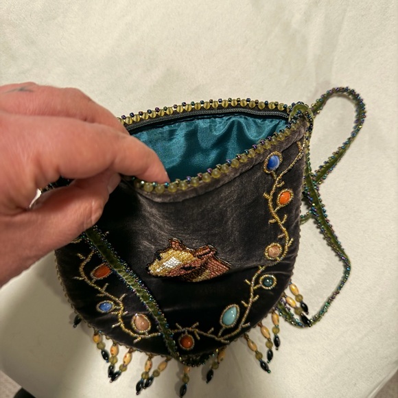 Vintage Velvet Beaded Horse Design Crossbody with Unique Detailing - Picture 6 of 10